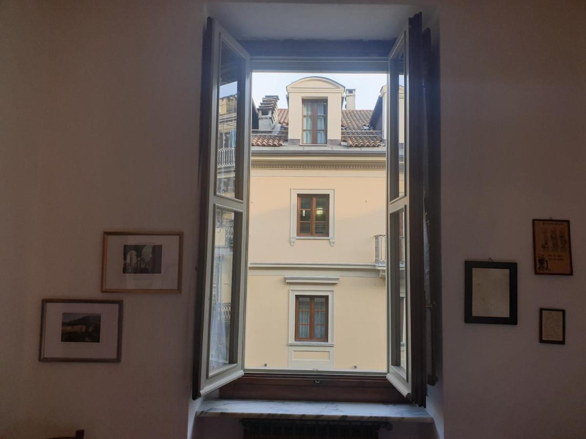 La Casa Di Chicca Apartment Turin Bagian luar foto